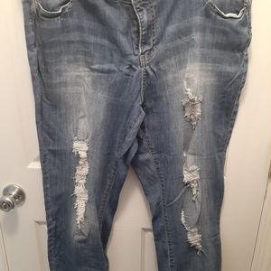 Emma brand crop destucted jeggings